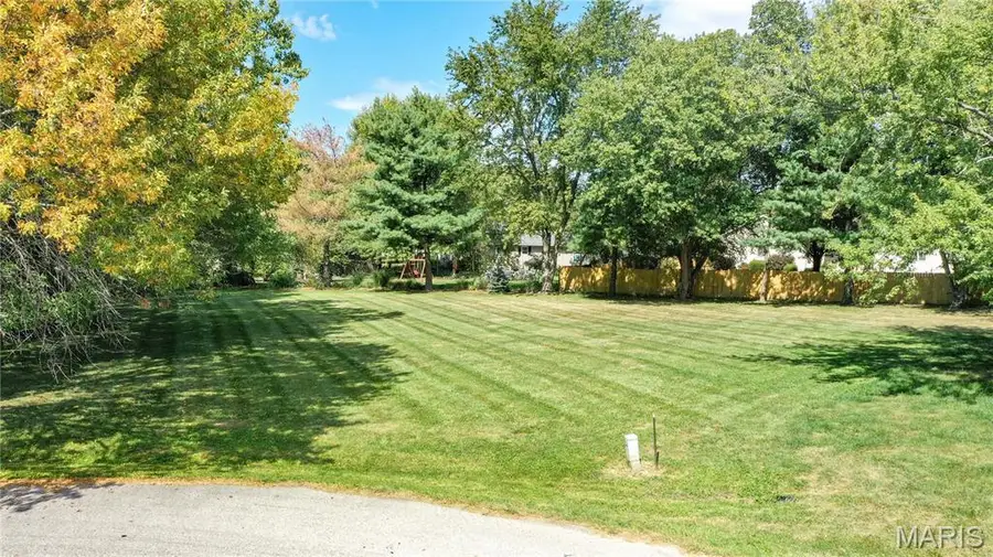 32 Sugarwood Court, Jerseyville, IL 62052 - #2