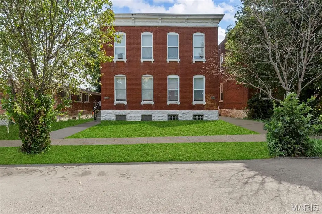 3146 Nebraska Avenue, Saint Louis, MO 63118 - #1