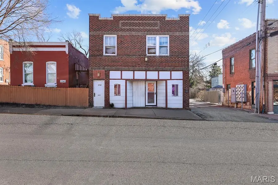 3742 California Avenue, Saint Louis, MO 63118 - #2