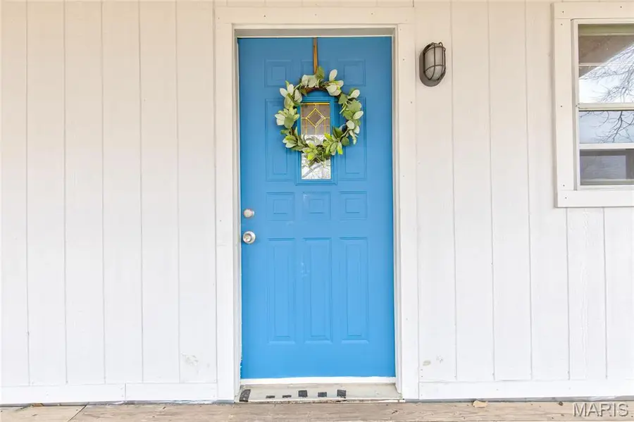 255 Tanoak Avenue, Shipman, IL 62685 - Image #3