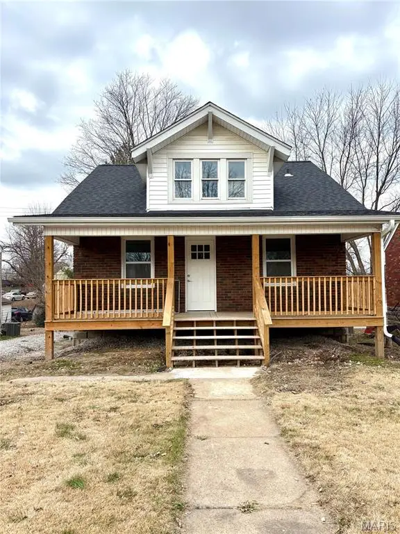 2712 Gerson Avenue, Godfrey, IL 62035 - Image #1