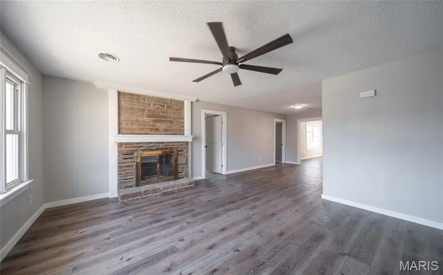 203 Bell Avenue, Waynesville, MO 65583 - #2