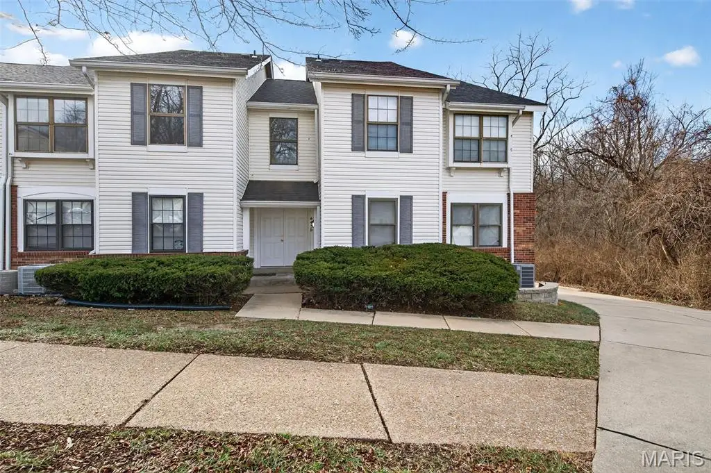 6458 White Cap Lane #B, Saint Louis, MO 63033 - Image #1