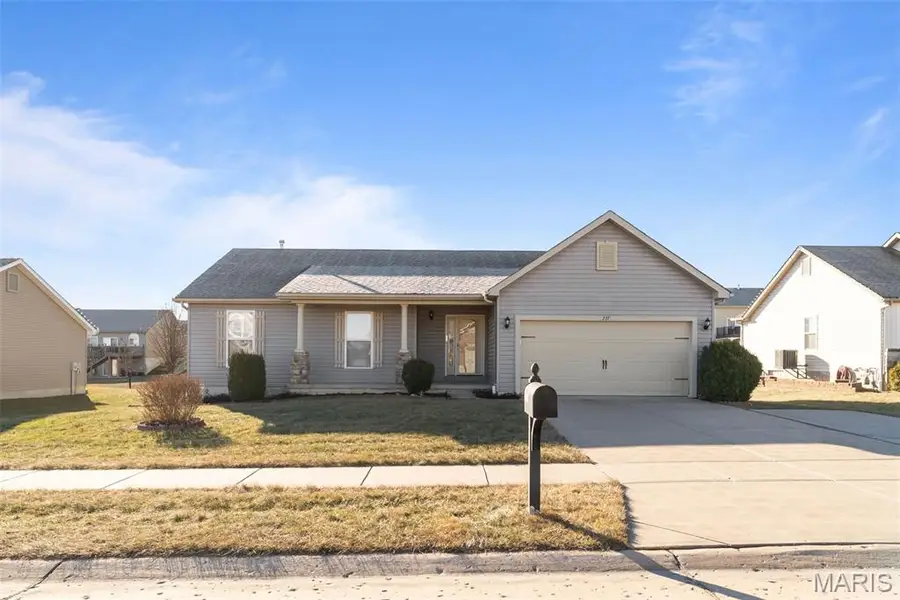 237 Austin Oaks Drive, Moscow Mills, MO 63362 - Image #2