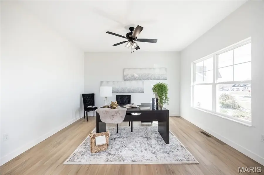 305 Frontenac Road, Ofallon, IL 62269 - Image #3