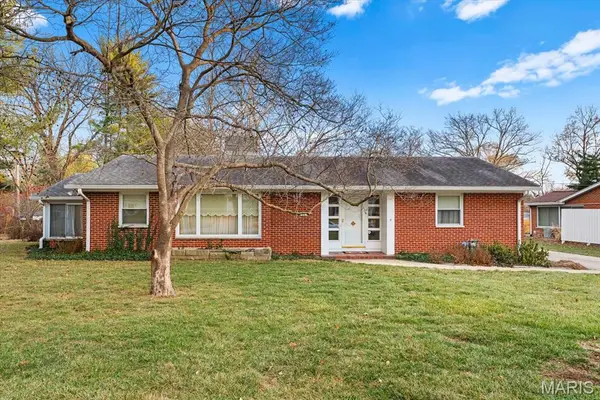 14 Carnation Drive, Belleville, IL 62221