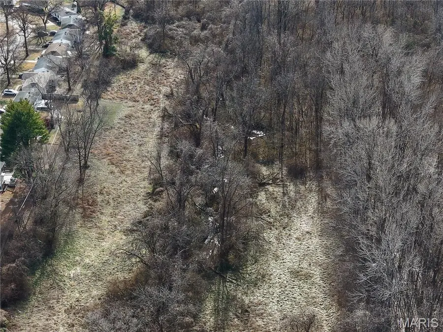 9731 Calumet Drive, Saint Louis, MO 63137 - Image #3