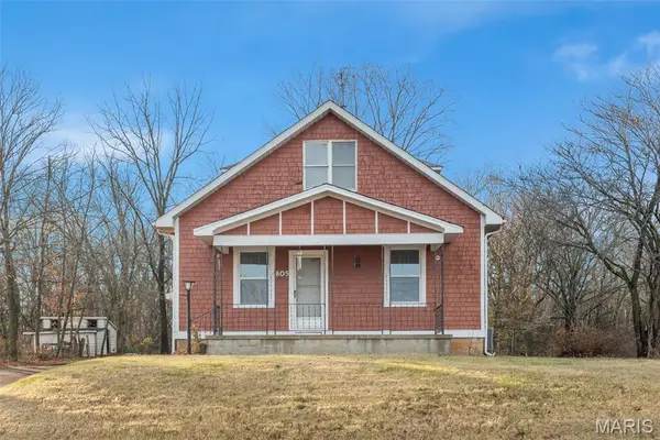 805 Clay Street, Washington, MO 63090