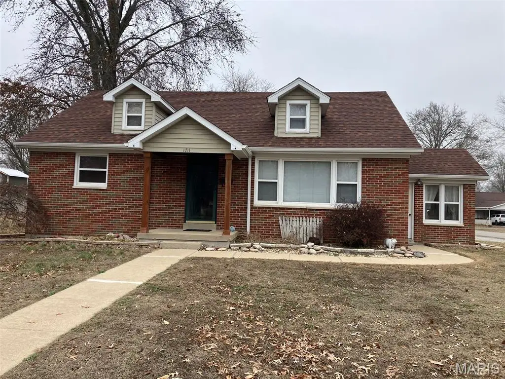 1711 Livingston Street, Carlyle, IL 62231 - Image #1