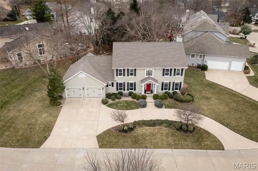 37 Ravens Pointe, Lake Saint Louis, MO 63367 - Image #2