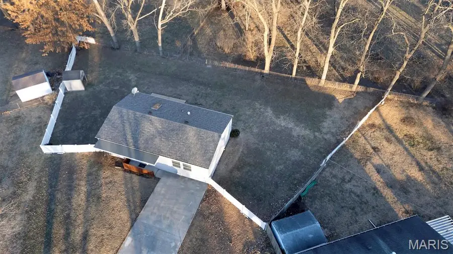 8 Archers Court, Saint Peters, MO 63376 - Image #2