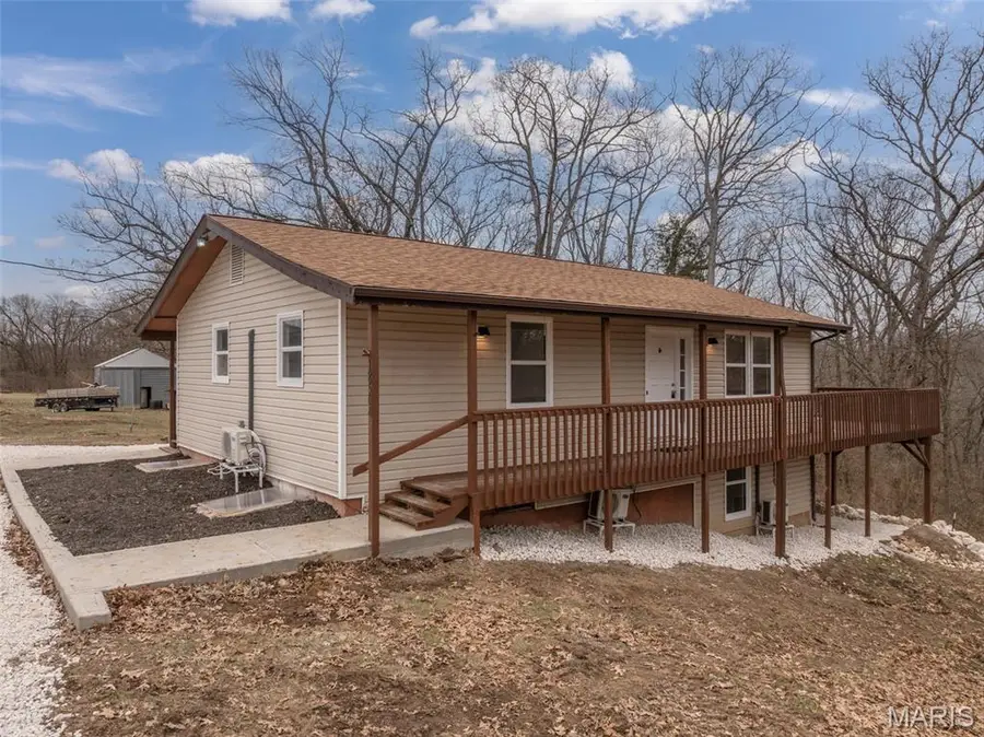 18504 Wagon Wheel Trail, Warrenton, MO 63383 - Image #3