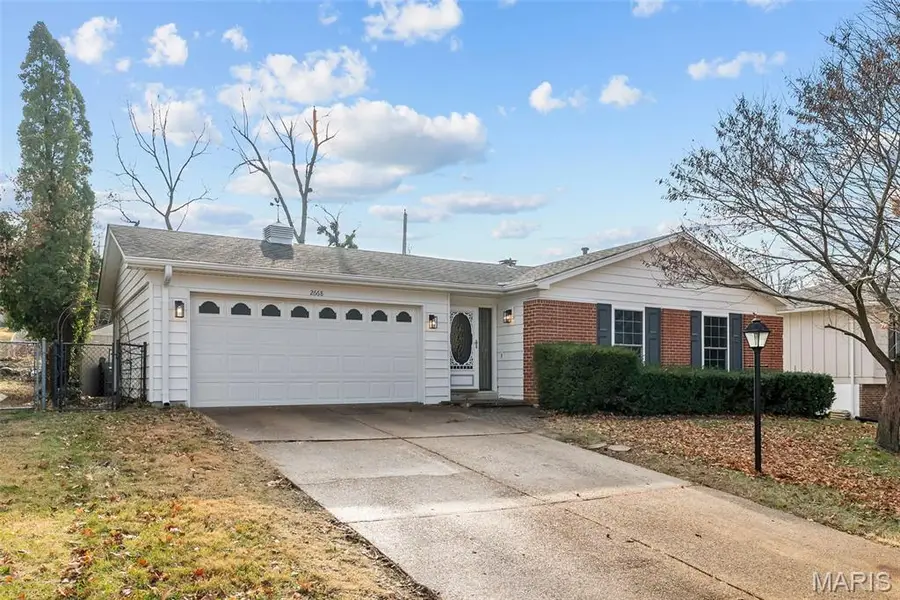 2668 Midland Ridge Drive, Saint Louis, MO 63114 - Image #3