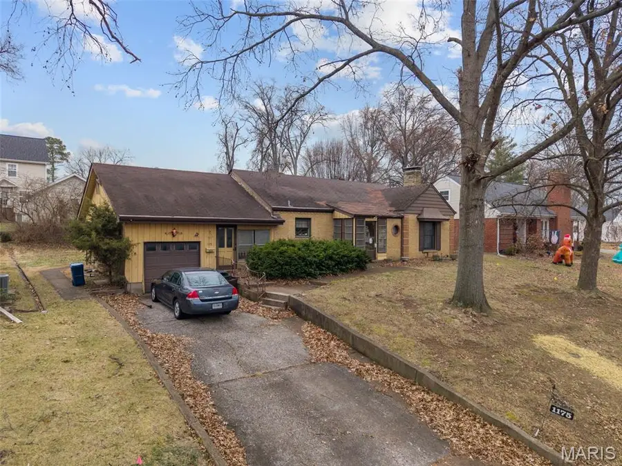 1175 Hillard Road, Saint Louis, MO 63122 - Image #2