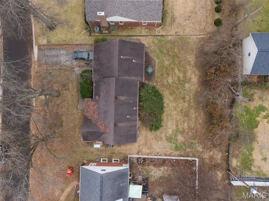 1175 Hillard Road, Saint Louis, MO 63122 - Image #3