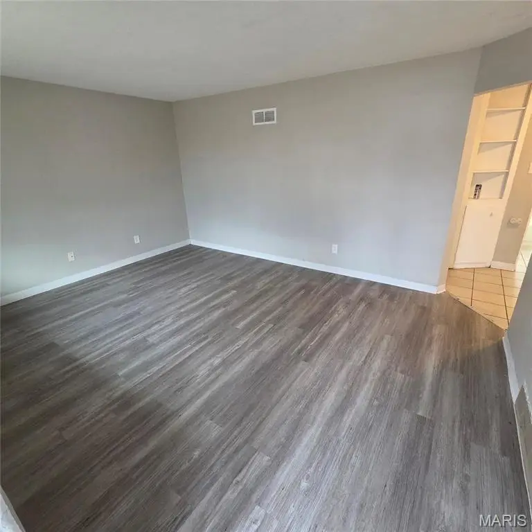 9828 Lorna Lane, Saint Louis, MO 63136 - #3