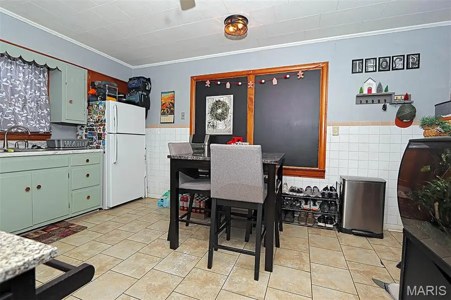 217 N Alexander Street, Farmington, MO 63640 - #3