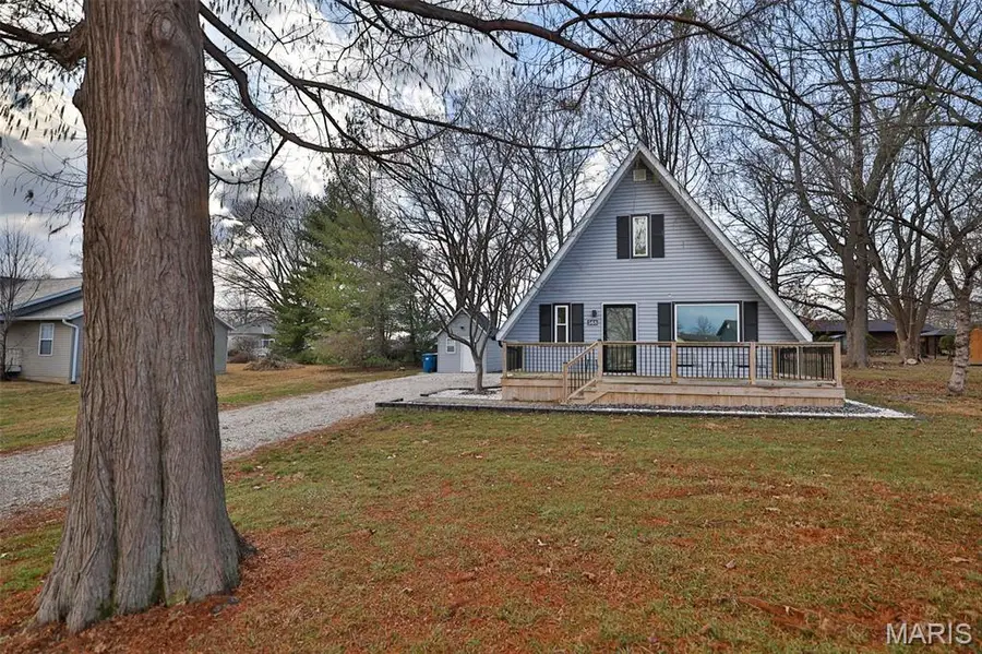 568 Clover Drive, Edwardsville, IL 62025 - Image #2
