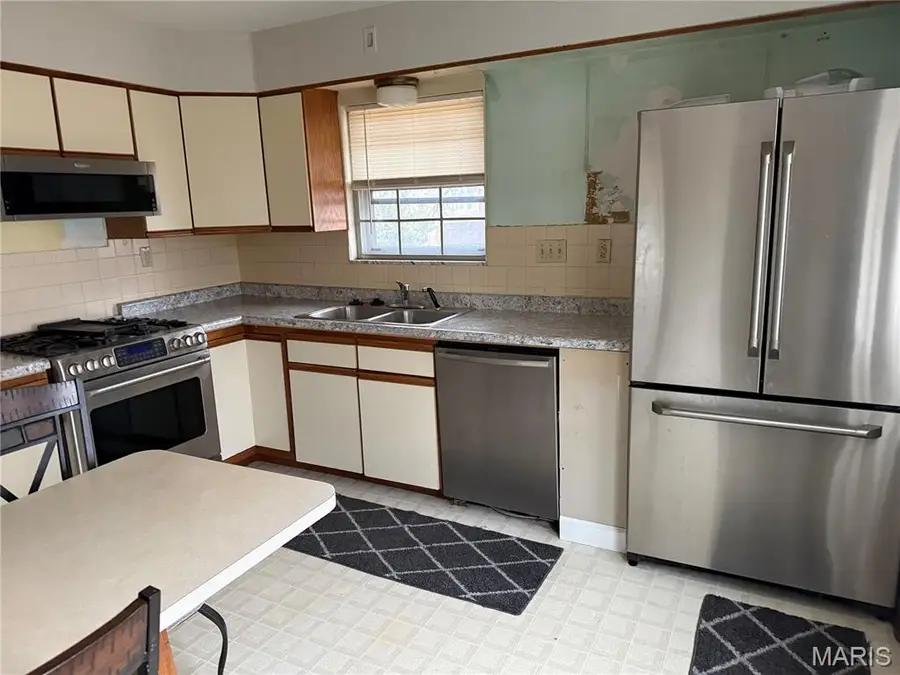 6910 W A Street, Belleville, IL 62223 - Image #3