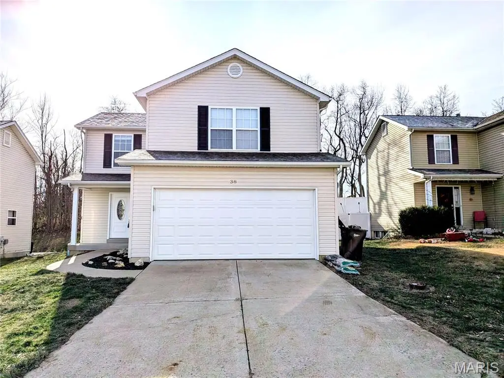 38 Saddleback Ridge Drive, Winfield, MO 63389 - Image #1