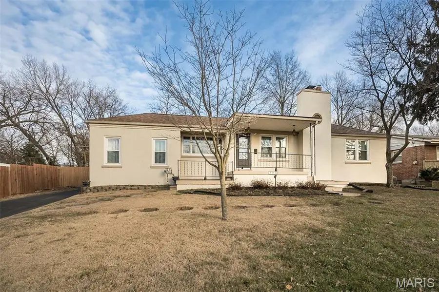 3338 Chaucer Avenue, Saint Ann, MO 63074 - Image #2