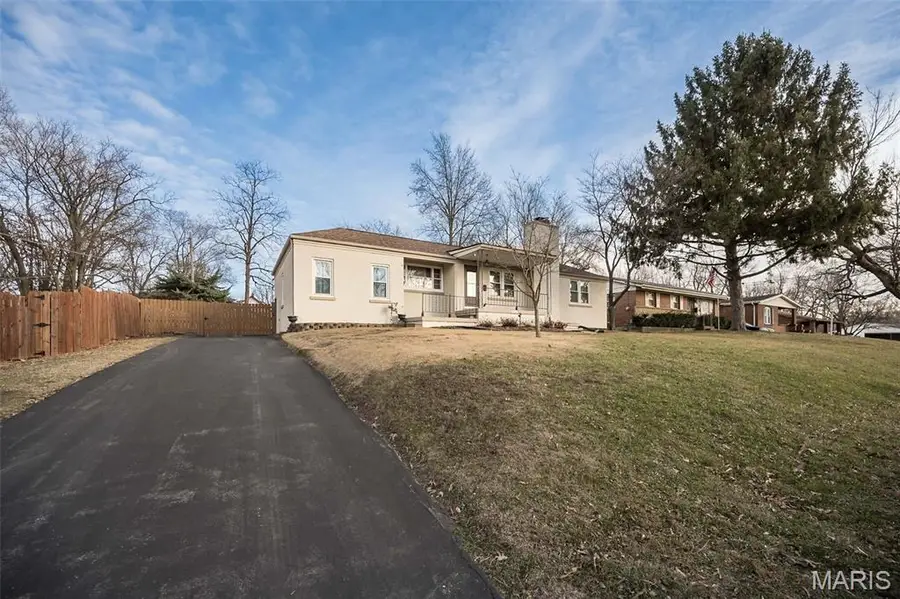 3338 Chaucer Avenue, Saint Ann, MO 63074 - Image #3