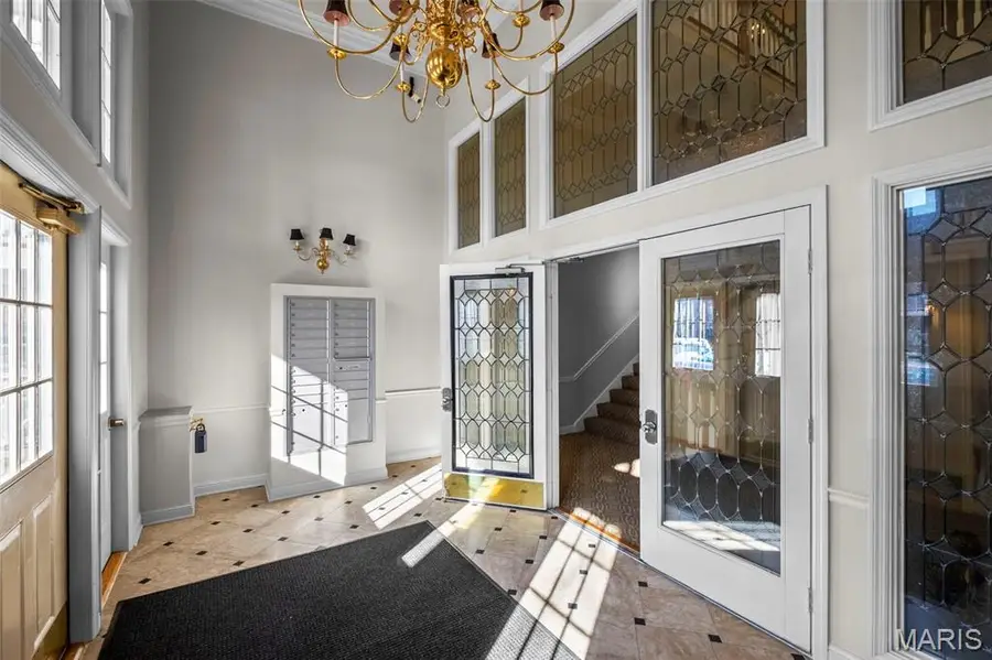 208 Ambridge Court #101, Chesterfield, MO 63017 - Image #3