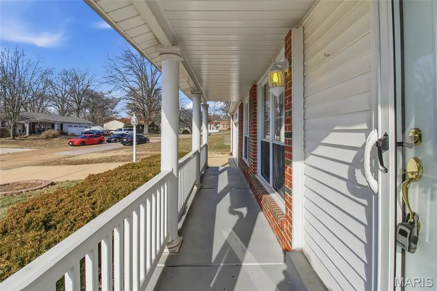 514 Stephanie Lane, Manchester, MO 63011 - Image #2