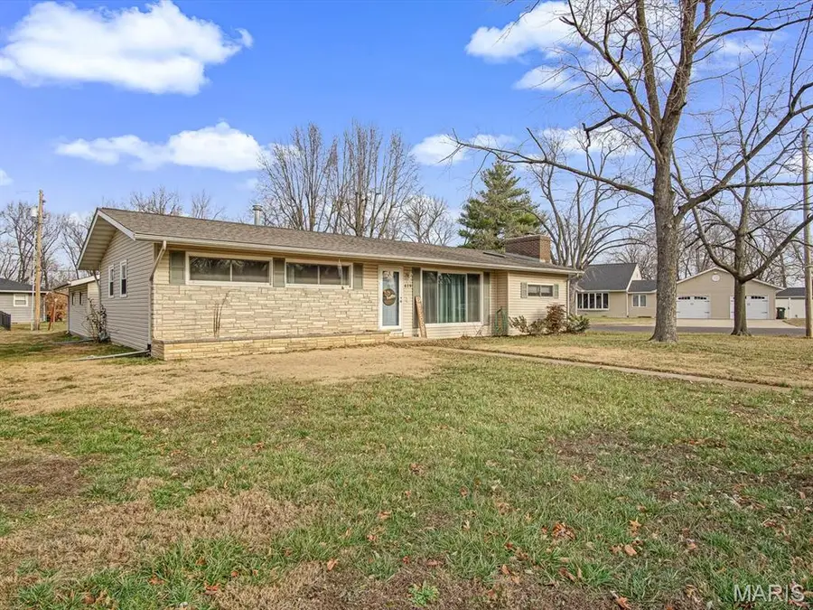 419 Dianne Avenue, Columbia, IL 62236 - Image #2