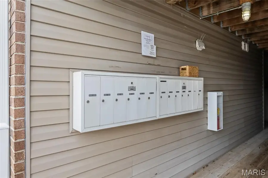 131 Saravalle Drive, Saint Peters, MO 63376 - Image #3