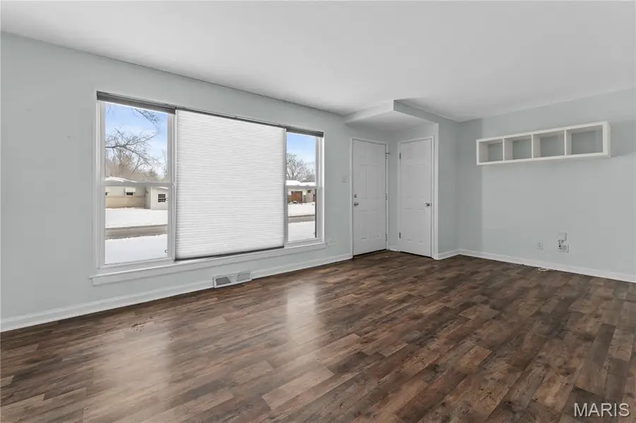 608 Holiday Avenue, Hazelwood, MO 63042 - Image #3