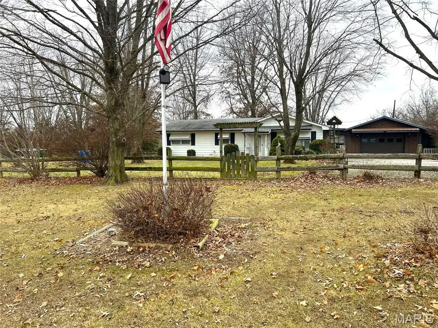 214 Us Hway 67, Carrollton, IL 62016 - Image #2