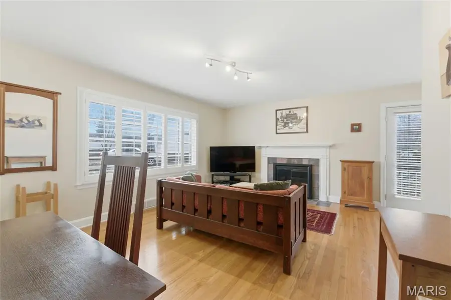 917 Pettus Place, Saint Charles, MO 63301 - Image #3