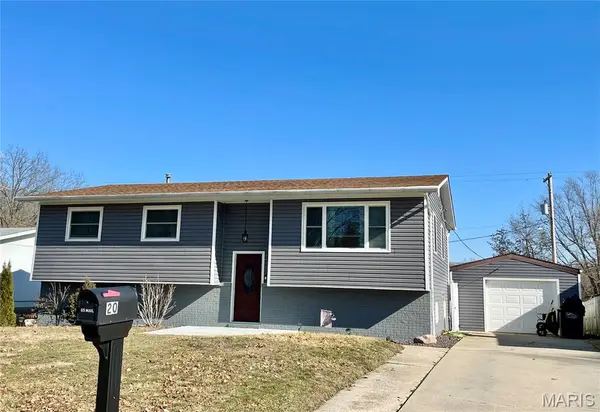 20 Birchwood Road, Litchfield, IL 62056