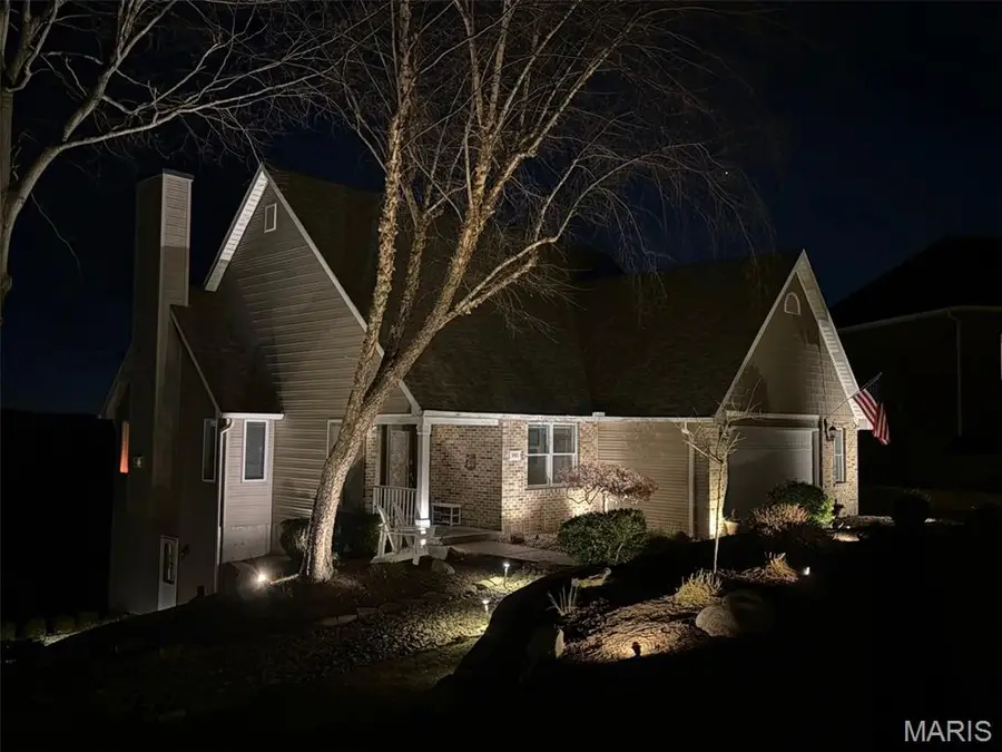 5921 Summerhedge Place, Saint Louis, MO 63128 - Image #3