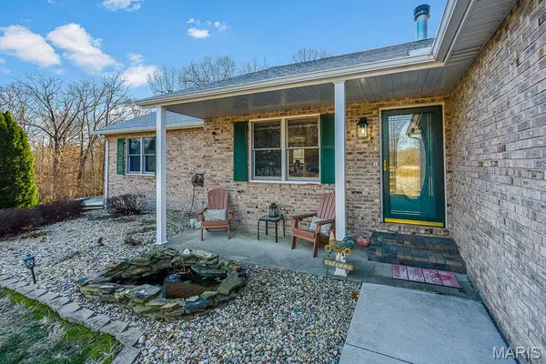 9056 Renken Road, Staunton, IL 62088