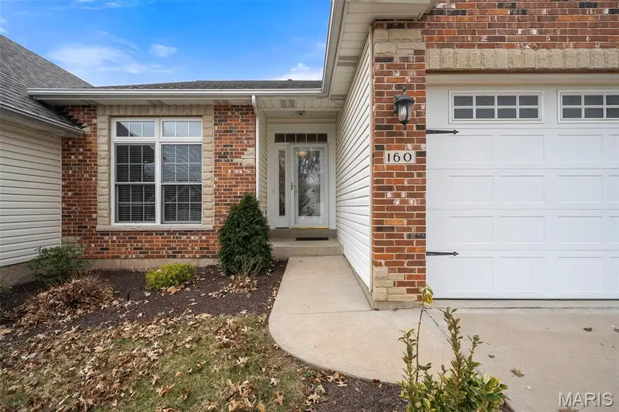 160 Dornoch Drive, Saint Charles, MO 63301 - Image #2