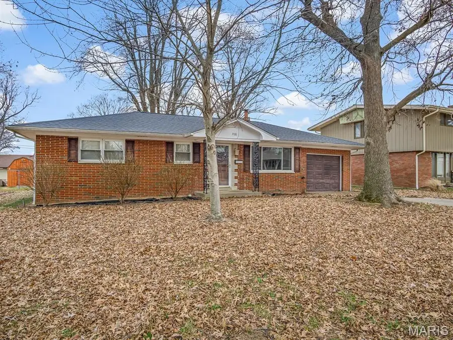 708 Meadow Drive, Red Bud, IL 62278 - Image #2