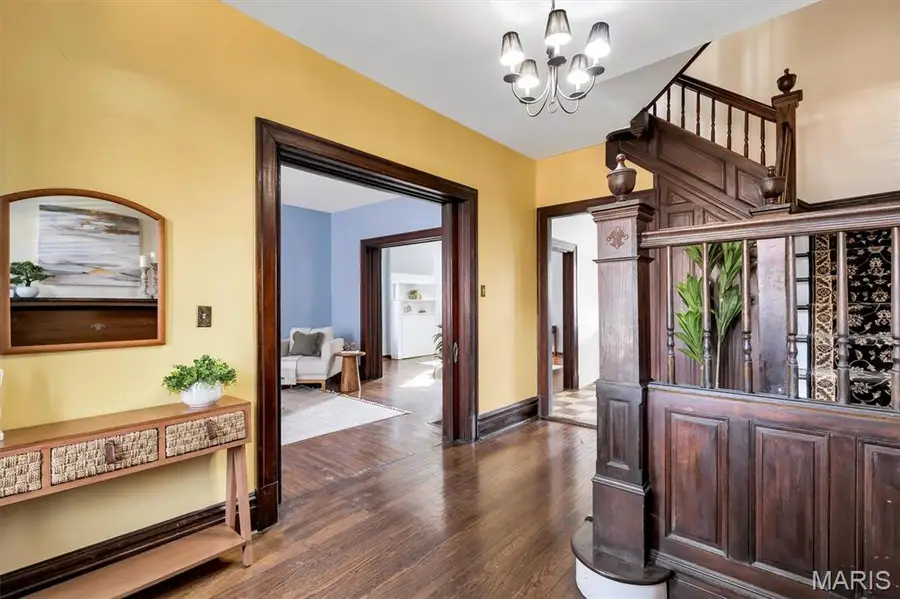 3954 Russell Boulevard, Saint Louis, MO 63110 - Image #3