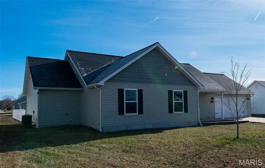 644 Arrowhead Lane, Union, MO 63084 - Image #2