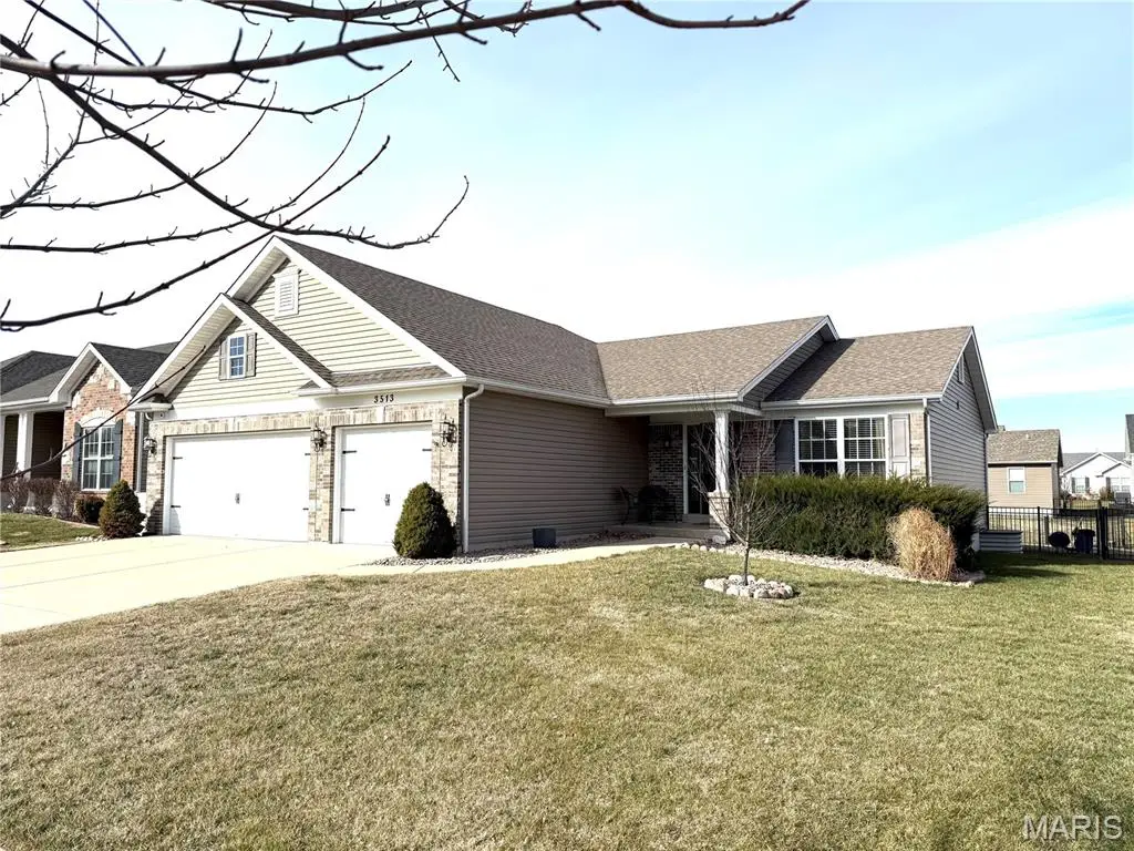 3513 Brookside Crossing Drive, Saint Charles, MO 63301 - Image #1