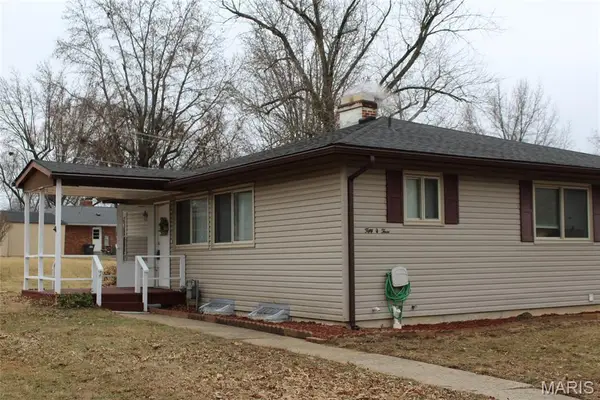 5003 Cavalier Court, Godfrey, IL 62035