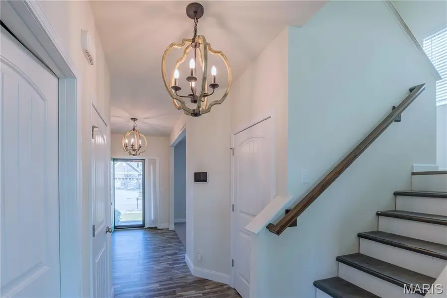 3945 Beechmont Circle, Belleville, IL 62226 - Image #3