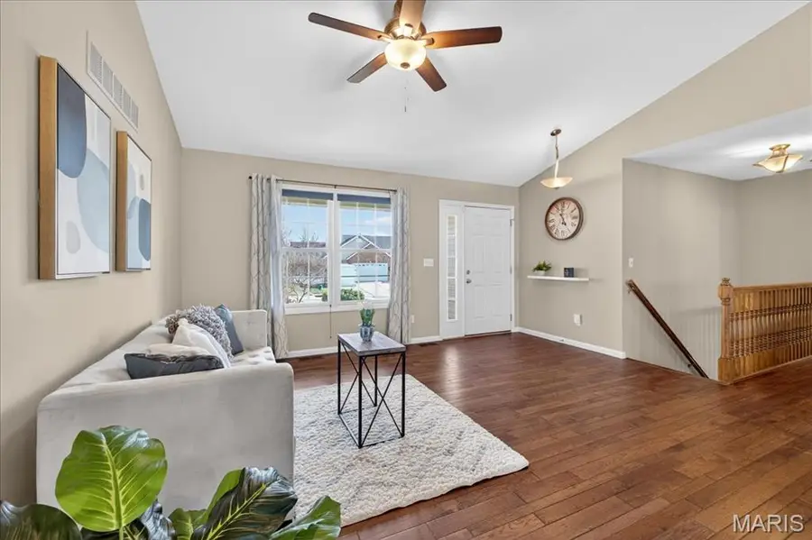 1803 Jacobs Circle, Saint Peters, MO 63376 - Image #2