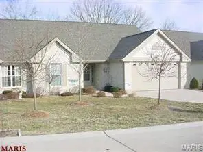 2512 Rabbit Trail Drive, Washington, MO 63090