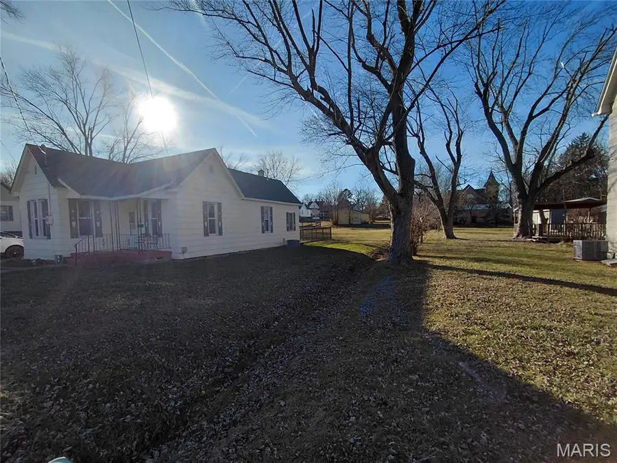 300 S Mine La Motte Street, Fredericktown, MO 63645 - Image #2