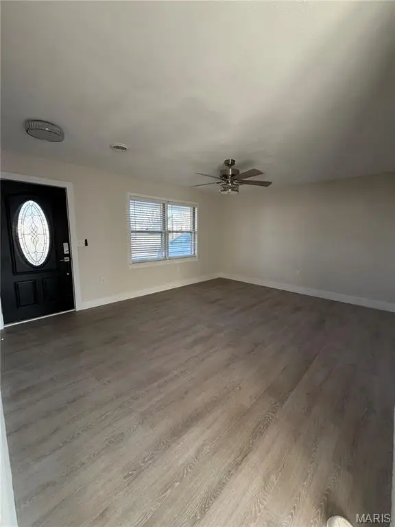 610 Saint Michael Avenue, Saint James, MO 65559 - Image #2