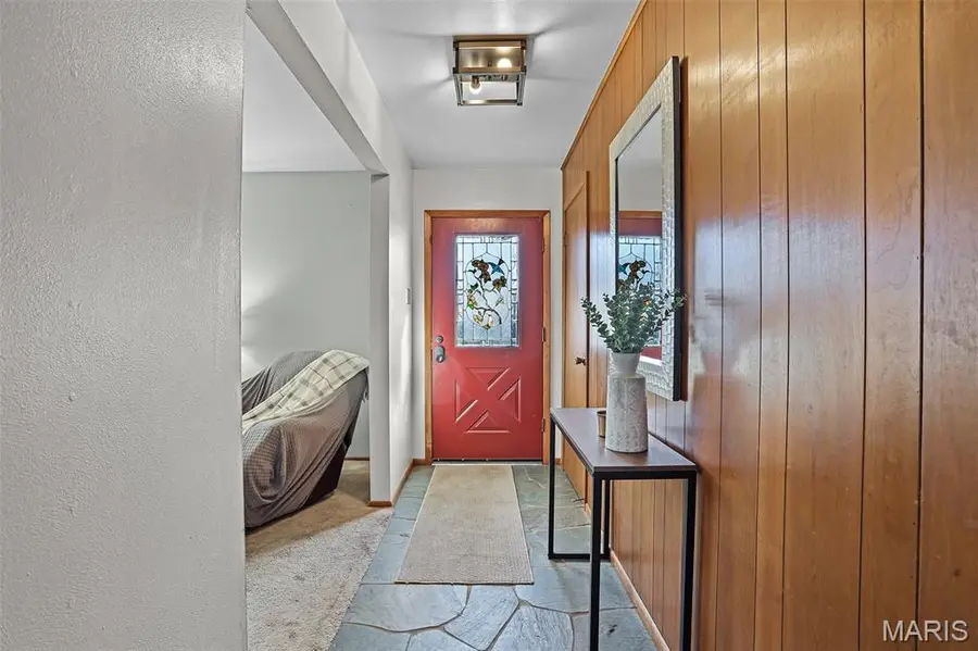 2141 Smoke Signal Road, Pacific, MO 63069 - Image #2