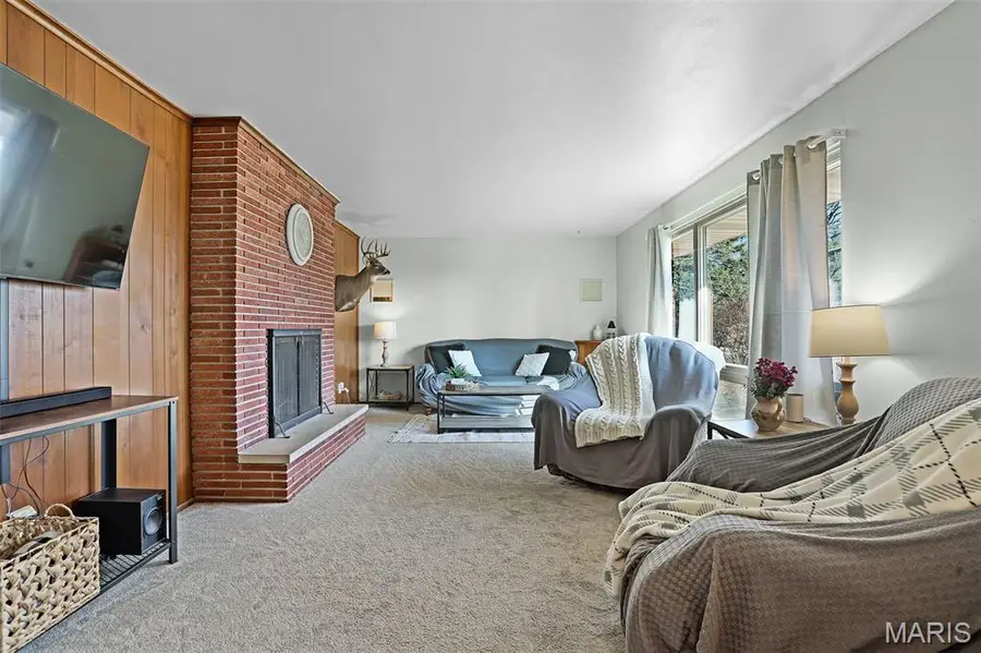 2141 Smoke Signal Road, Pacific, MO 63069 - Image #3