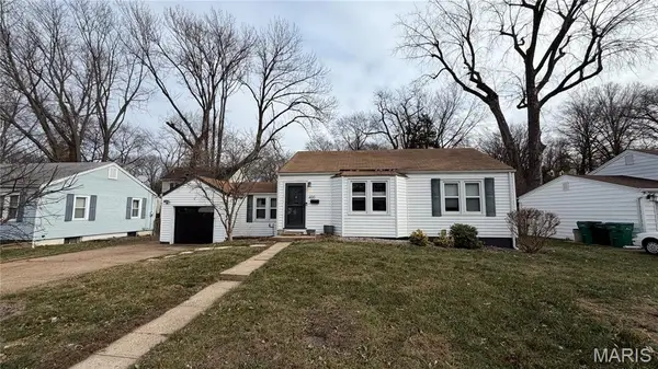 400 Corona Court, Webster Groves, MO 63119